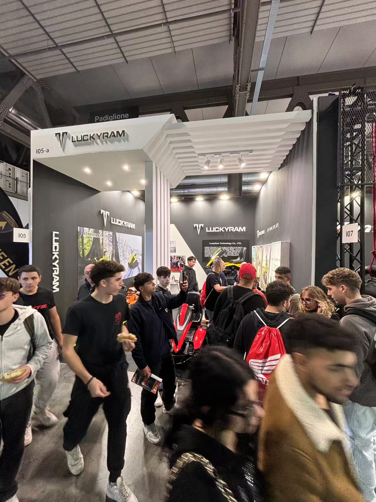 ETV -tank skinner på EICMA 2024